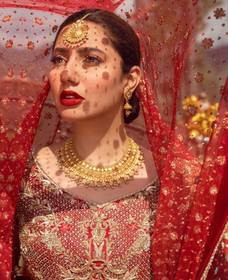 bridal dress maira khan