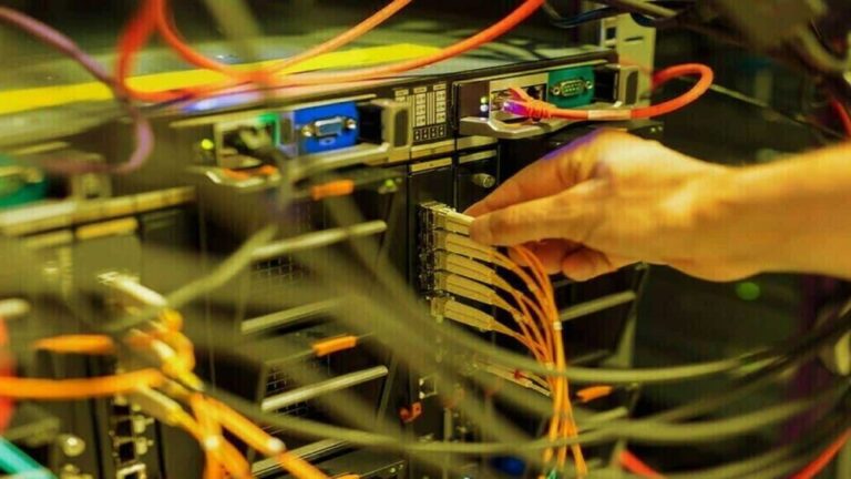 Internet Slowdown in Pakistan: Why Speeds Are Dropping
