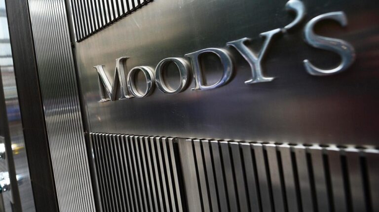 Moody’s Upgrades Pakistan’s Credit Rating to Stable