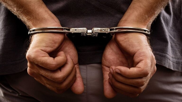 Action Likely Soon Against Pakistan’s 500 Most Corrupt Figures, Says Journalist